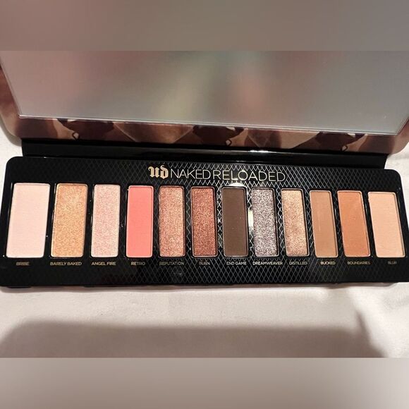 URBAN DECAY NAKED RELOADED EYESHADOW PALETTE- NIB - Picture 3 of 15